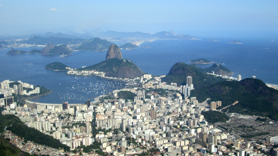 Vista do Rio de Janeiro reforçando a presença local da Caverna Soluções